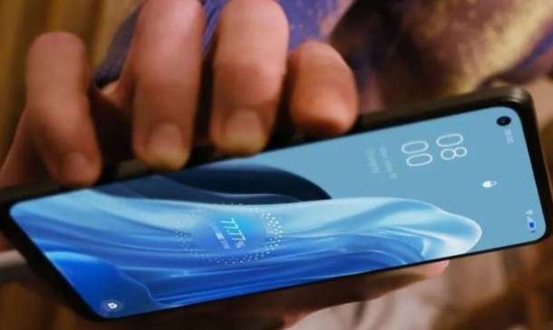 perkembangan-teknologi-fast-charging-pada-smartphone-oppo