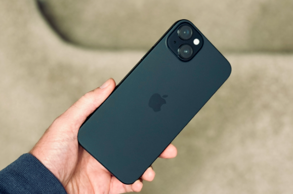 kelebihan-dan-kekurangan-iphone-15-untuk-pengguna-sehari-hari