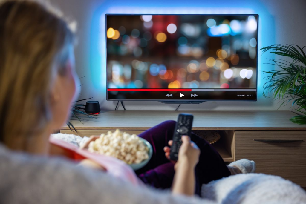 Fitur Smart TV Tercanggih Untuk Hiburan Keluarga Di Rumah